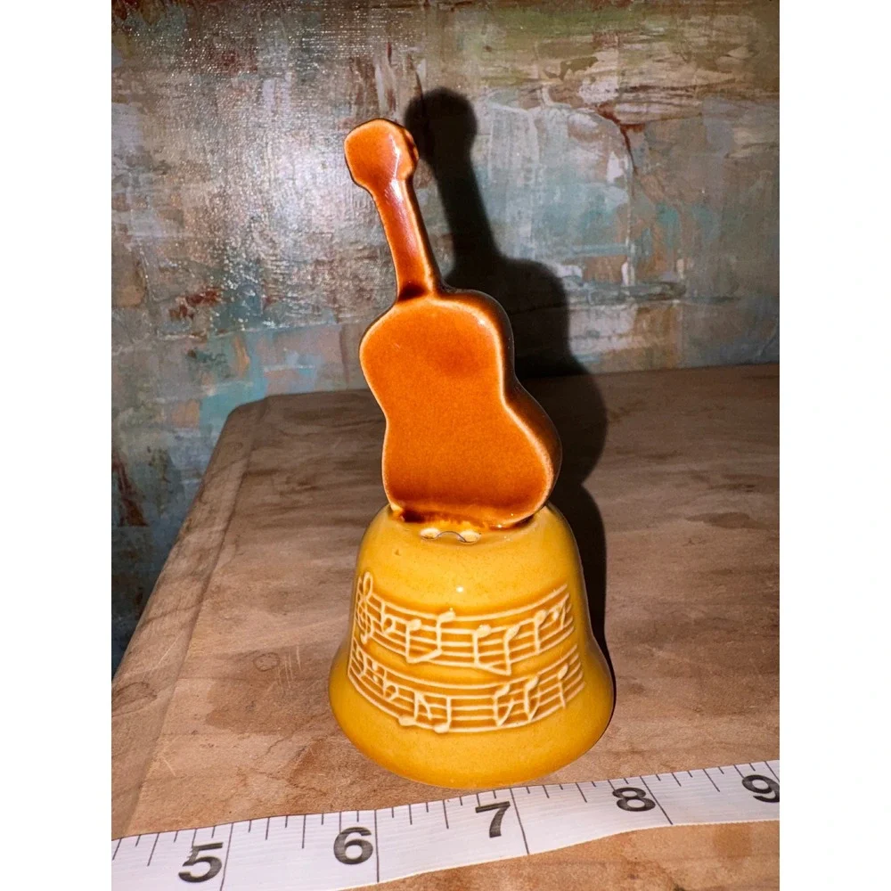 Vintage Tennessee Souvenir Bell Ceramic Guitar Handle Music‎ City Japan Yellow